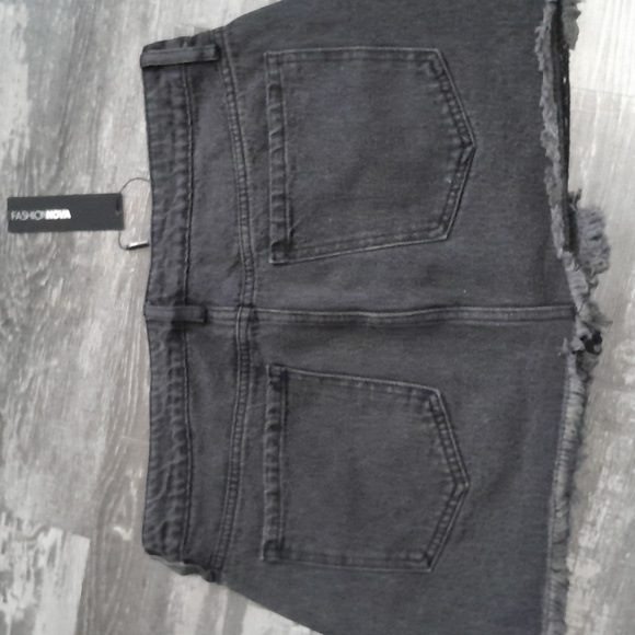 NWT denim mini studded skirt - Picture 4 of 5